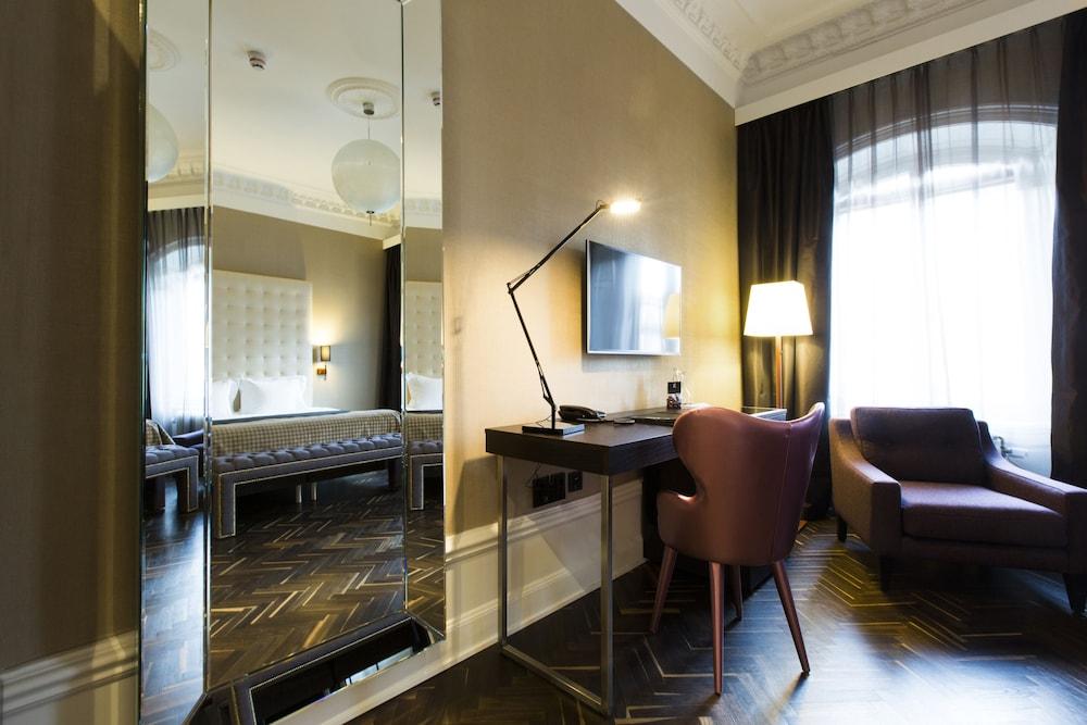 Hotel Elite Adlon 4*